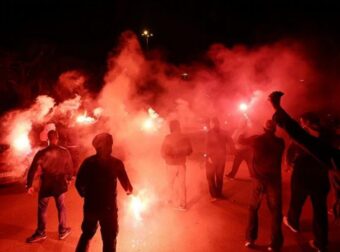 "Παράνοια" στο ΣΕΦ – Στήθηκε τρελό πάρτι οπαδών – Υποδοχή ηρώων για Ολυμπιακό (ΒΙΝΤΕΟ)