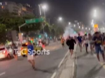 Χάος στη Ρίο! Τρομερό ξύλο οπαδών της Φλουμινένσε και της Μπόκα πριν τον τελικό του Κόπα Λιμπερταδόρες (vid)