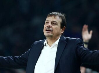 Αταμάν: "Τραγικοί παίκτες, εγώ και διαιτητές – Όλα κατά διαόλου – Ματς στις 17.00;" (ΒΙΝΤΕΟ)
