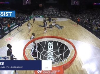 Αδιανόητη alley oop πάσω πίσω από το κέντρο από τον Λι (ΒΙΝΤΕΟ)