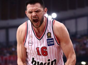 Παπανικολάου: “Η δυνατή άμυνα το κλειδί για να πάρουμε τον τίτλο” (ΒΙΝΤΕΟ)