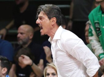 Απάντηση Γιαννακόπουλου: “Τόσο πολύ με φοβάστε; – Γαύροι… απλά” (ΦΩΤΟ)