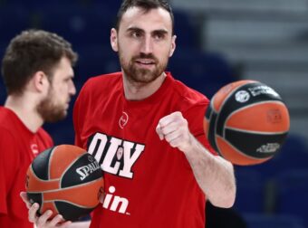 Μιλουτίνοφ για Game 4: “Πρέπει να είμαστε πιο συγκεντρωμένοι”