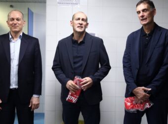 Αγγελόπουλοι: “Kαμία άλλη ελληνική ομάδα”! H… υπόσχεση και τα μπλουζάκια