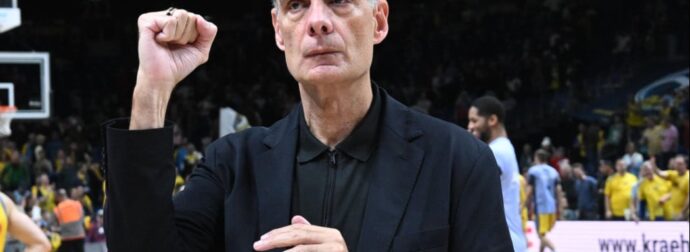 Τα “ουρλιαχτά” Μιλουτίνοφ, η γροθιά του Μπαρτζώκα & η φιέστα στο ΣΕΦ (Vid)