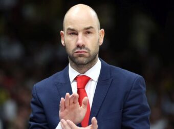 “Πόρτα” σε Ολυμπιακό! Ο Σπανούλης αρπάζει τον ψηλό που ήθελε ο Μπαρτζώκας