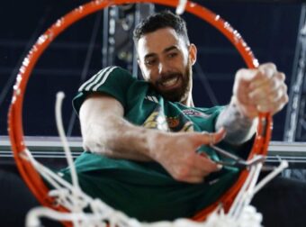 “Ασέβαστος Βιλντόζα: Ξέχασε τα φάουλ με Bluetooth και τα τακουνάκια Ουόκαπ”