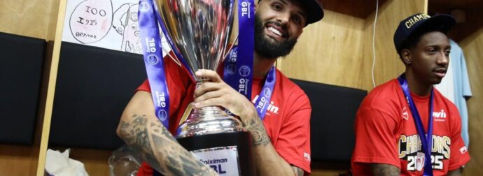 Για πάντα στο ΣΕΦ ο Φουρνιέ – Το ανακοίνωσε ο Ολυμπιακός!