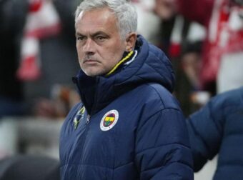 Τρομερές ατάκες για Μουρίνιο: “Ο πιο βαρετός στον κόσμο, δεν πίνει αλκοόλ”