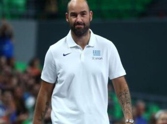 Συνεχίζει τα “κοψίματα” ο Σπανούλης – Έμειναν 13 οι διεθνείς