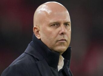 ΕΠΟΣ: Ο απίθανος λόγος που ο Σλοτ δεν είδε ποτέ το γκολ της Λίβερπουλ (VID)