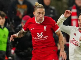 Ρομάνο: “Ο Τσιμίκας πιέζει τη Λίβερπουλ, θέλει να παίξει στην…”