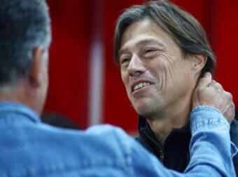 Πήρε τα πάνω του ο Αλμέιδα – Το… challenge στους δημοσιογράφους (BINTEO)