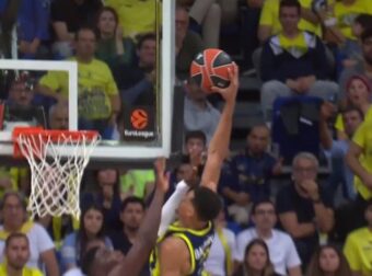 ΑΠΙΘΑΝΟ κάρφωμα του Μπόλντγουιν – Έκανε πόστερ (ΒΙΝΤΕΟ)