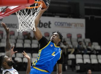 Περιστέρι σε… έκσταση «διέλυσε» τον Πανιώνιο! (ΒΙΝΤΕΟ)