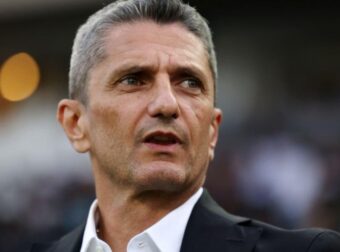 Ρουμανικά ΜΜΕ: “Κινδυνεύει με απόλυση ο Λουτσέσκου”!