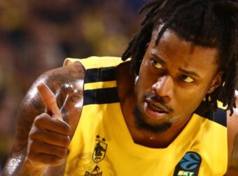 Εντυπωσιακός ο Ίνοχ: Κάρφωμα και τάπα (ΒΙΝΤΕΟ)