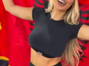 Αλβανίδα τραγουδίστρια «προκαλεί» με χειρονομία και ντύσιμο στην εξέδρα!