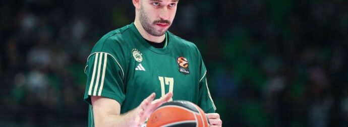 Δεν έπαιξε καθόλου ο Ρογκαβόπουλος και δείτε τι έκανε μετά το ματς! (Vid)