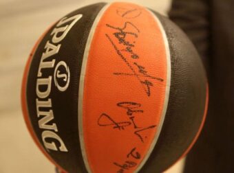 Πραγματική κοσμογονία στο μπάσκετ!