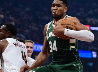 Πέτυχε 40άρα με double double ο Γιάννης, αλλά έχασαν οι Μπακς (ΒΙΝΤΕΟ)