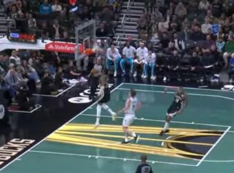 Η μυθική εμφάνιση του Γιάννη Αντετοκούνμπο σε βίντεο!