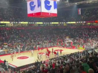 Ο ύμνος του Ολυμπιακού έπαιξε στο γήπεδο του Ερυθρού Αστέρα (ΒΙΝΤΕΟ)