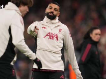 “Κεραυνοί” Σαλάχ: “Το κλαμπ με πετάει στις ρόδες του λεωφορείου”!