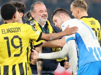 Έξαλλοι με τη διαιτησία στην Κραϊόβα μετά την επική ανατροπή της ΑΕΚ