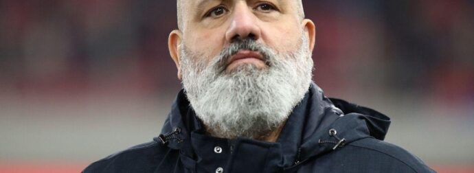 Καραπαπάς: “Αυτό το πέναλτι δεν το είδε ο διαιτητής! Αρχίζει η ταινία” (Vd)