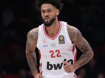 Σεληνιασμένος Ντόρσεϊ με 41 π. – Νίκη Ολυμπιακού 100-86 με Κολοσσό (Vid)