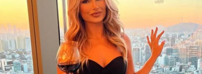 Ξεσήκωσε το ΣΕΦ με σούπερ μίνι ο… ξανθός άγγελος της Κίμπερλι και Τραμπ!