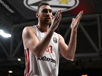 Ολυμπιακός για ταχυπαλμίες! Ανταπέδωσε το ξύλο και έφυγε νικητής