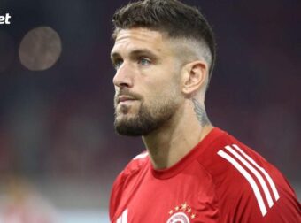 Πρώτο τραπέζι στον Μαζωνάκη με τη νέα του εντυπωσιακή σύντροφο ο Πασχαλάκης