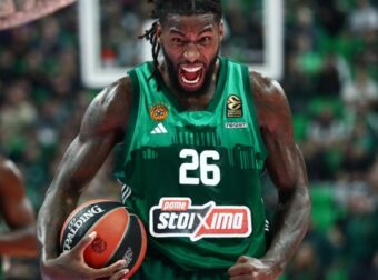 “Τρελάθηκε” ο Λεσόρ – Πήρε… Batmobile (vid)