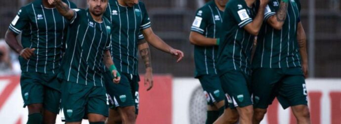 Οι καλύτεροι ποδοσφαιριστές και προπονητές στη Super League