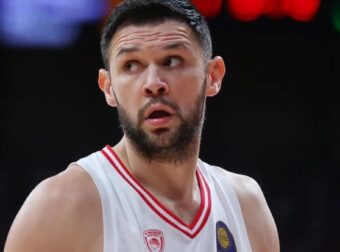 Απαντήσεις από Παπανικολάου – Ατάκες για τις μεταγραφές Μόρις, Τζόουνς