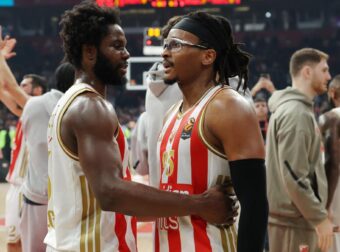 Τρομερή δήλωση από Μονέκε: “Νιώθω μπερδεμένος, ντρέπομαι!”