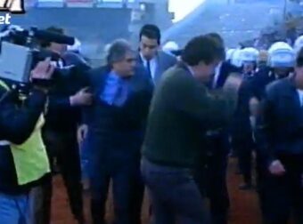 Πάγωσε η Ελλάδα! Νεκρός οπαδός του Ολυμπιακού έξω από το γήπεδο της ΑΕΚ