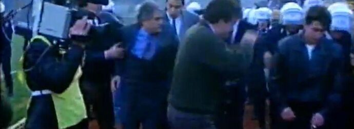 Πάγωσε η Ελλάδα! Νεκρός οπαδός του Ολυμπιακού έξω από το γήπεδο της ΑΕΚ