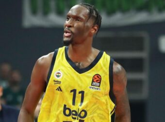 Κοτζιάς: “Επαφή ΠΑΟ με Χέιζ-Ντέιβις – Ο Γιαννακόπουλος πάει για βόμβα”