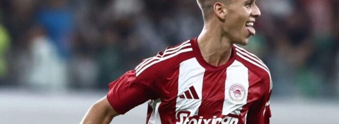 Ξανά στα ερυθρόλευκα ο Μπακούλας – Γιατί διεκόπη πρόωρα ο δανεισμός του