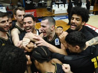 Άρης για διαιτησία: “Το χειρουργείο απέτυχε, αναίσθητο το ελληνικό μπάσκετ”