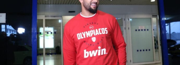 Κόρι Τζόσεφ: Δεν χρειάζεται να είσαι σταρ για να έχεις φωνή (Vids)