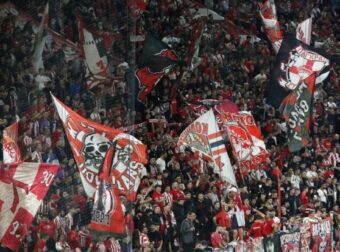 Ερυθρόλευκο πάρτι στο Άμστερνταμ – Κάνουν… Πειραιά την Ολλανδία (vid)