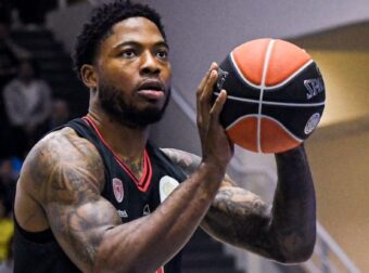 Έτσι βρέθηκε ο Τζόουνς στον Ολυμπιακό – Ο ρόλος του Αταμάν (ΒΙΝΤΕΟ)