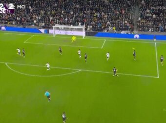 Το γκολ της χρονιάς με «χτύπημα σκορπιού» ο Σολάνκε (ΒΙΝΤΕΟ)