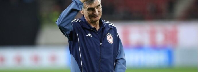 Βγήκαν μπροστά οι παίκτες του Ολυμπιακού: “Δεν φταίει ο κόουτς” (ΦΩΤΟ)