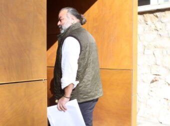 Απολογία Ηλιόπουλου για ΑΕΚ-Ολυμπιακός: «Σεισμός, σκάνδαλο – Ντροπή Λανουά»