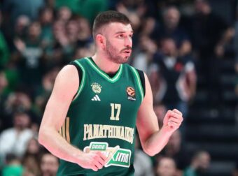 Ρογκαβόπουλος: “Επιστρέφω στην Εθνική- Από τους αγαπημένους μου ο Βεζένκοφ”